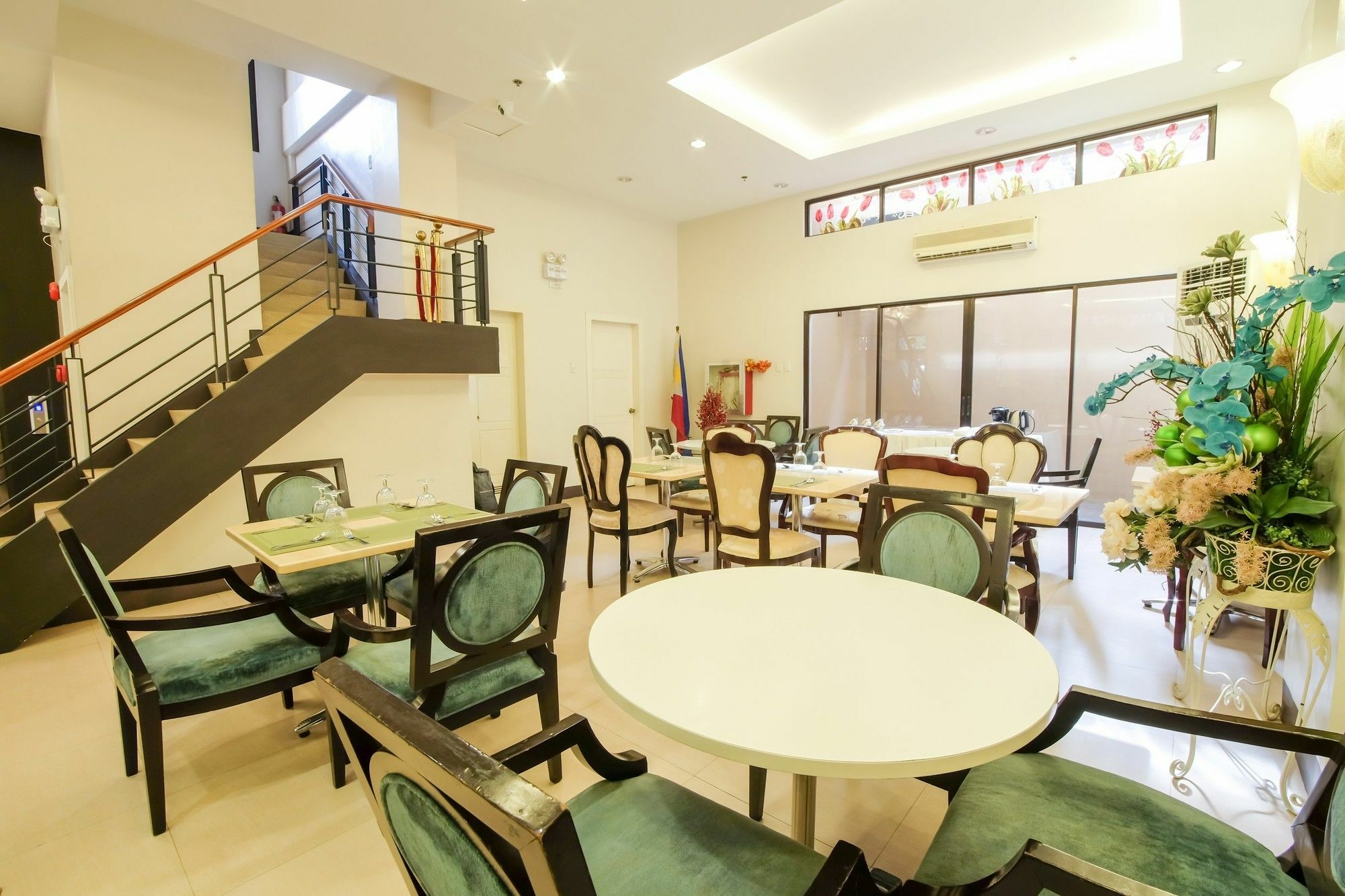 Zen Rooms Del Pilar Malate Manila Exterior photo